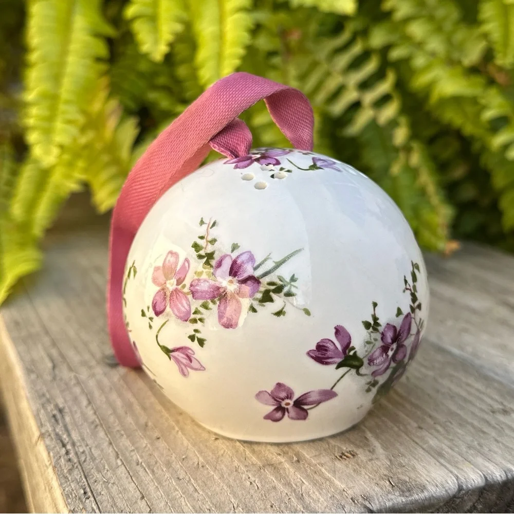 Vintage Hammersly Pomander Diffuser Ball